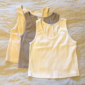 Perfect White Tee Blondie Starter Set! Large, EUC, Cream, White and Gray